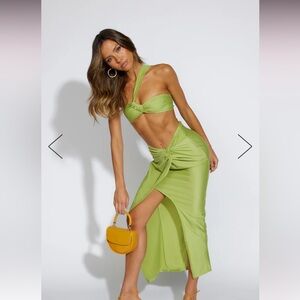2 piece Set from Hello Molly. Only worn once on vacation!